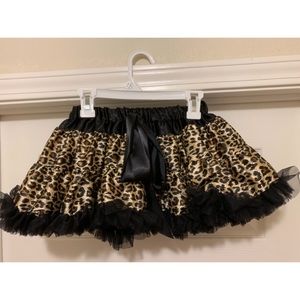 Little girl leopard tutu